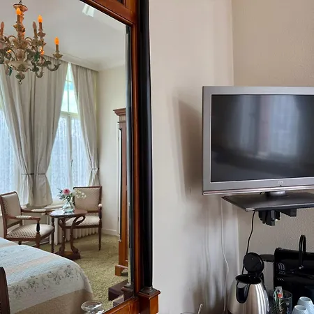 Hotel Molendal 3*